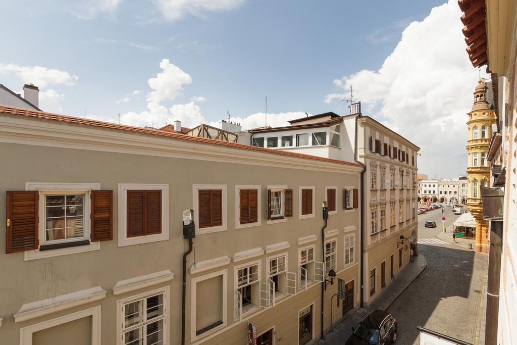 Old Town Charles Apartments تشيسكي بوديوفيتسه المظهر الخارجي الصورة
